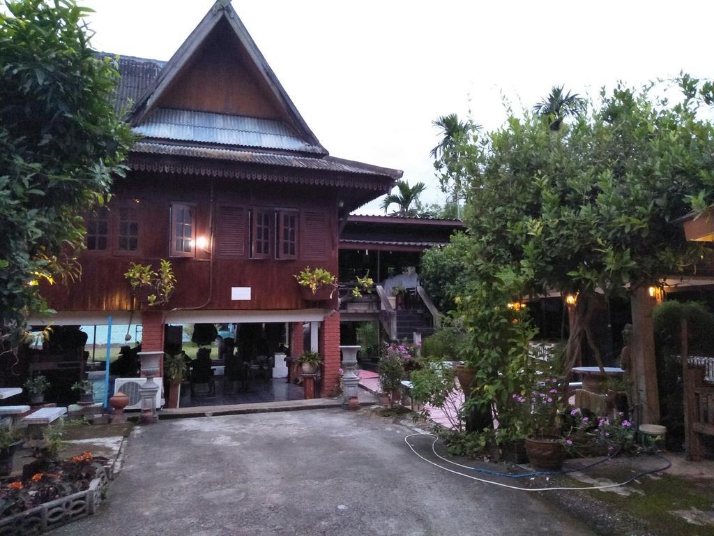 Oui Kaew Homestay Phayao Exterior photo